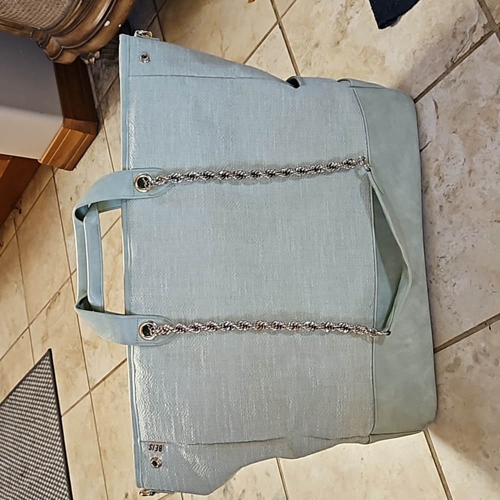 Beis weekender bag in matcha